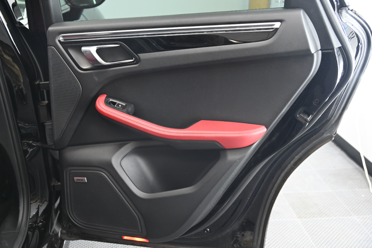 Porsche Macan GTS 2018