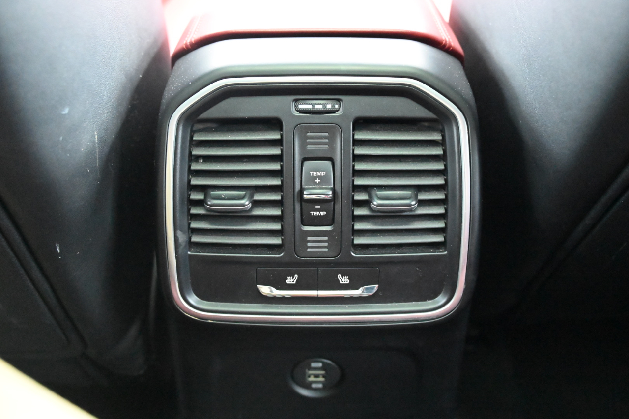 Porsche Macan GTS 2018