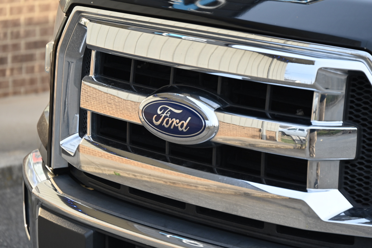 Ford F-150 XLT SuperCrew 5.5-ft. Bed 4WD 2015