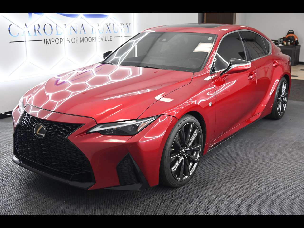 2021 Lexus IS Base's photo