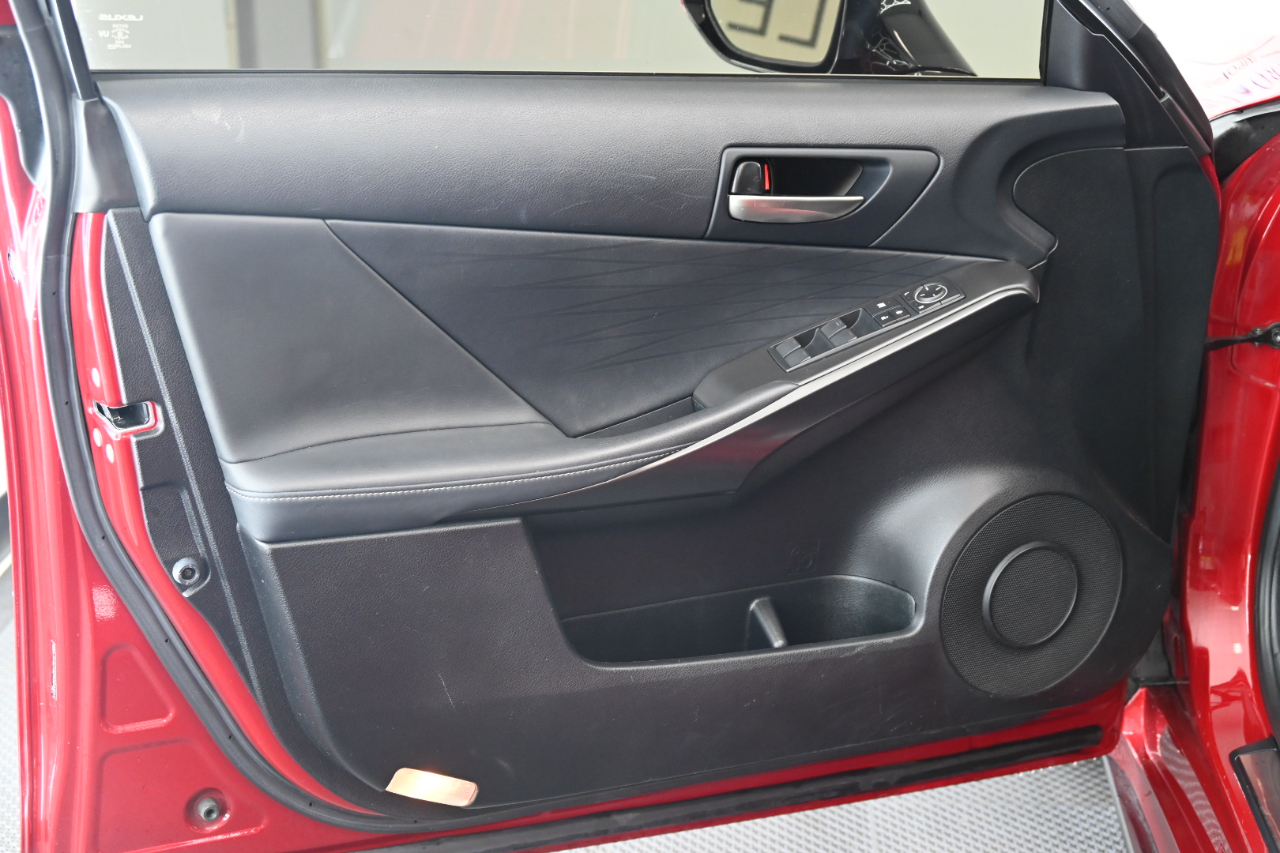 Lexus IS F SPORT 350 RWD 2021