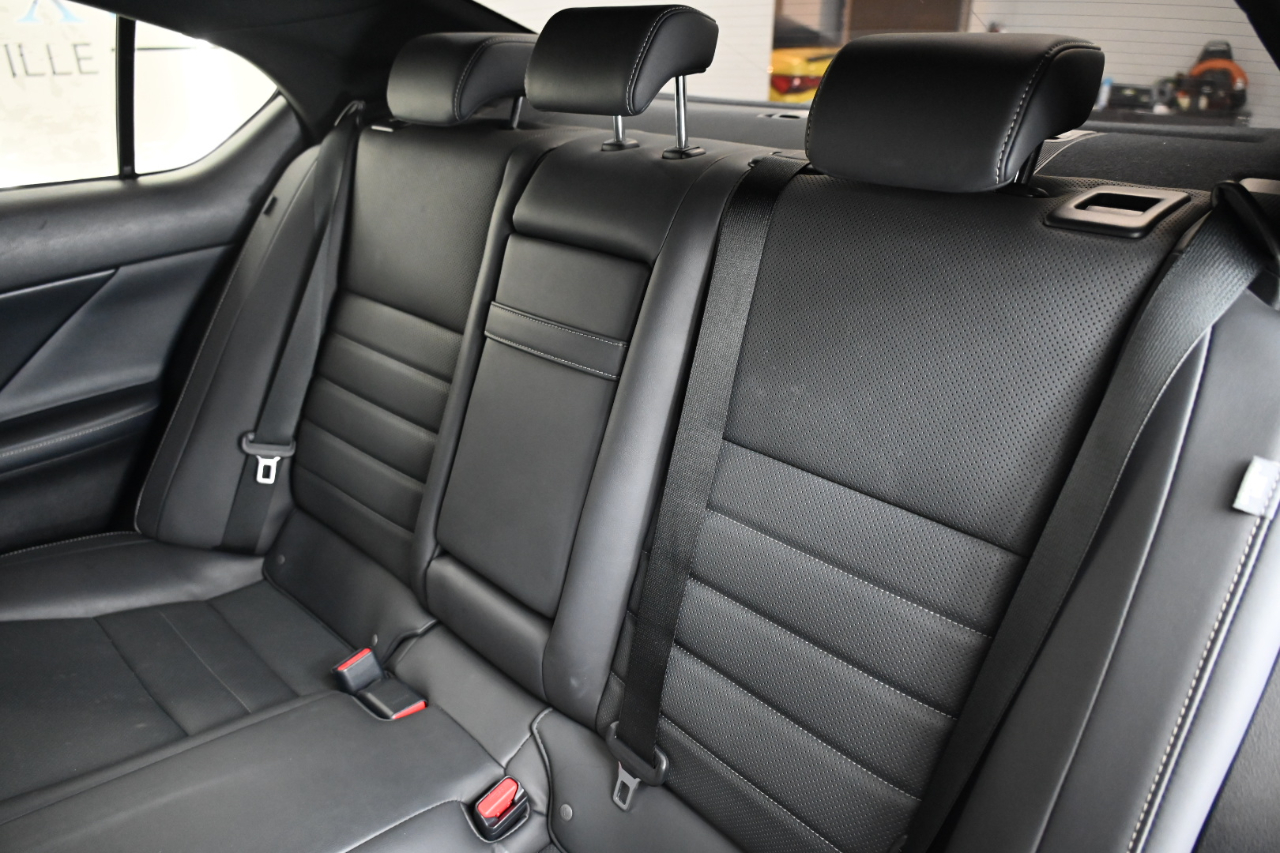 Lexus IS F SPORT 350 RWD 2021