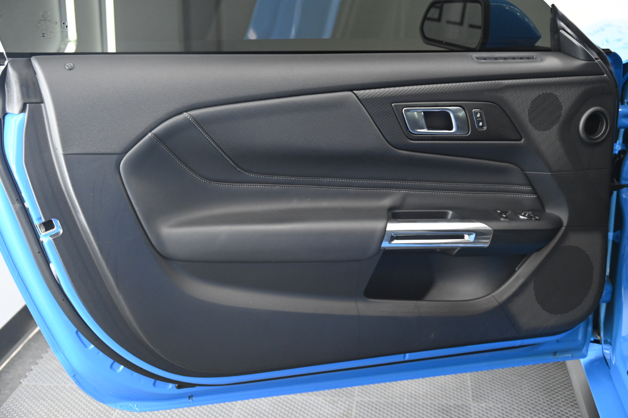 Ford Mustang GT Premium Coupe 2025