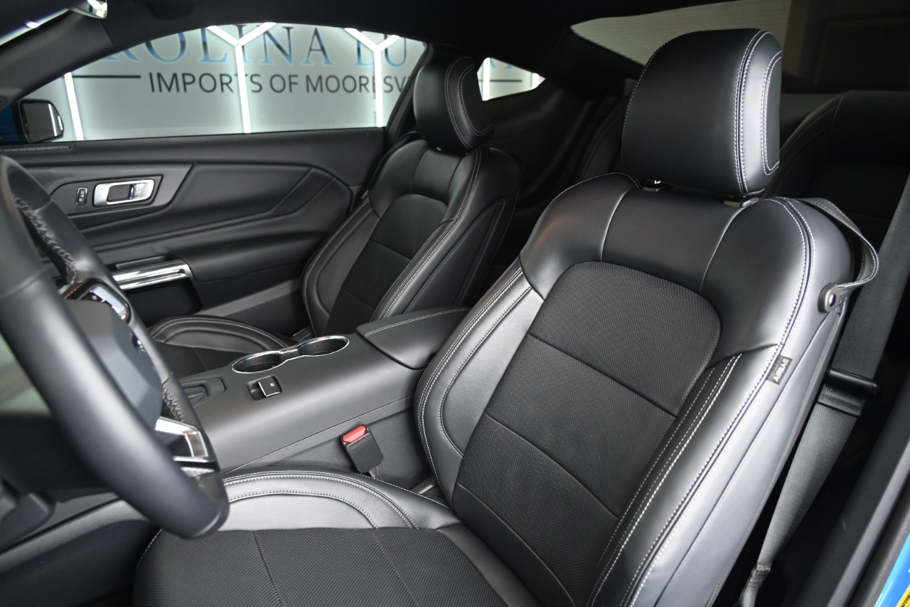 Ford Mustang GT Premium Coupe 2025