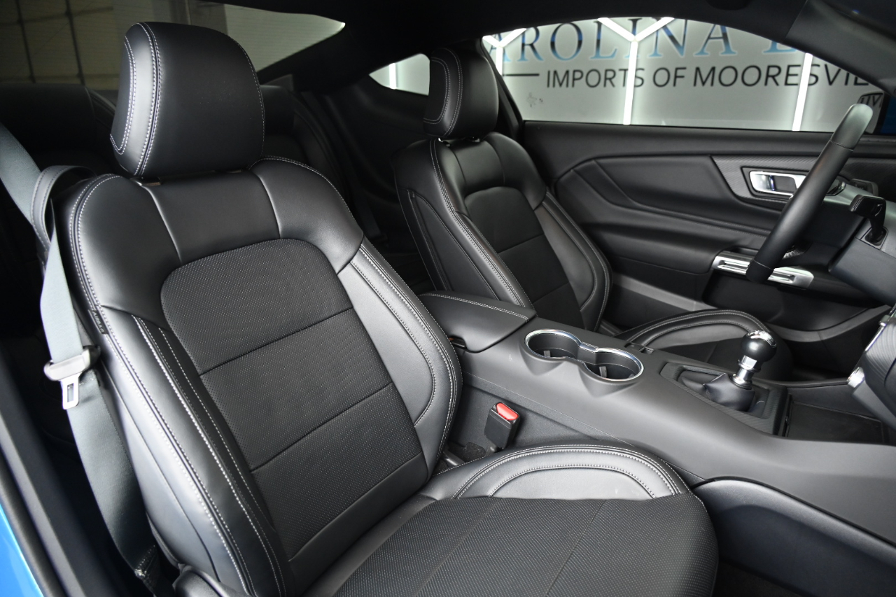 Ford Mustang GT Premium Coupe 2025