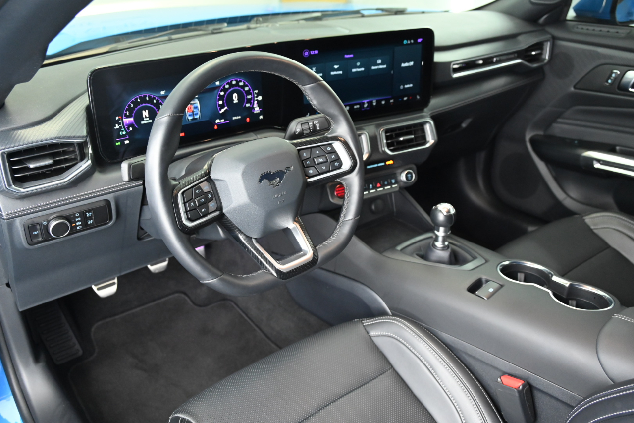 Ford Mustang GT Premium Coupe 2025