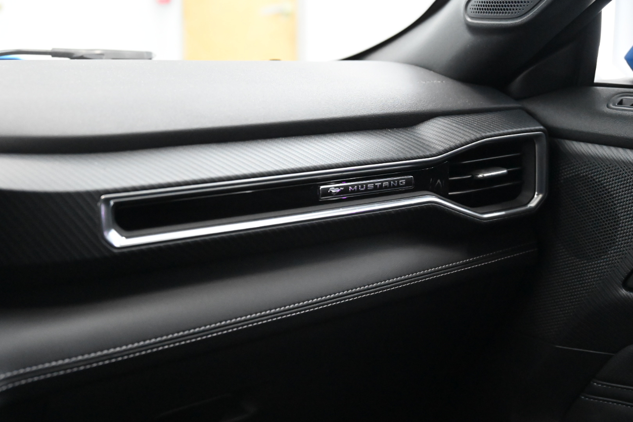 Ford Mustang GT Premium Coupe 2025