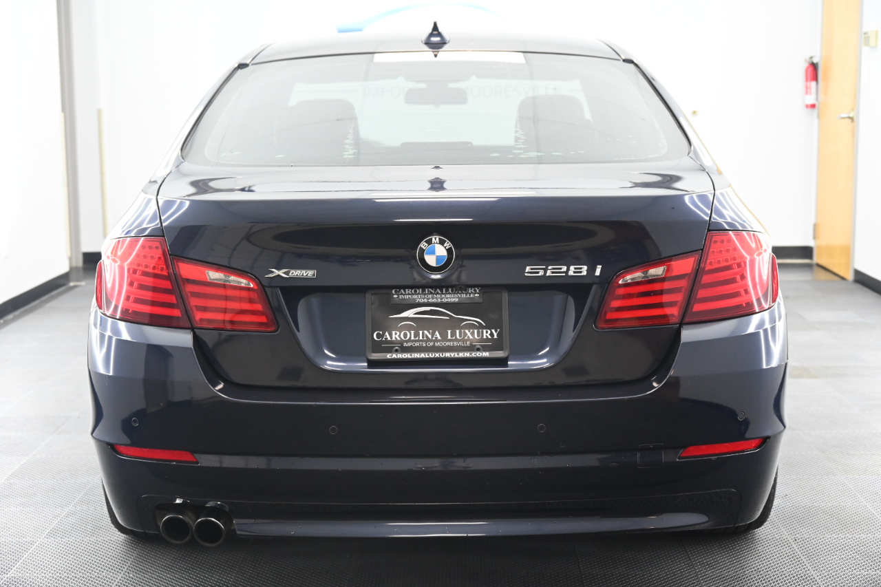 BMW 5-Series 528i xDrive 2013