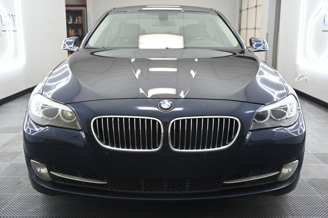 BMW 5-Series 528i xDrive 2013