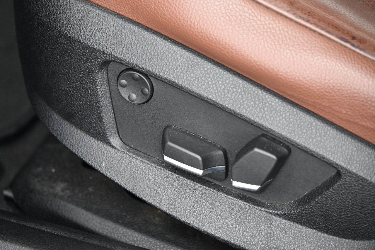 BMW 5-Series 528i xDrive 2013