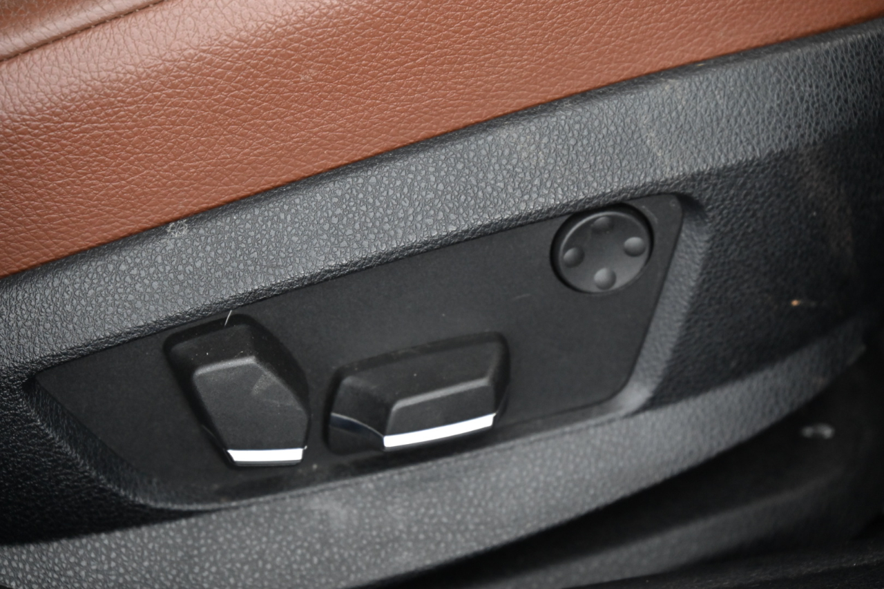 BMW 5-Series 528i xDrive 2013