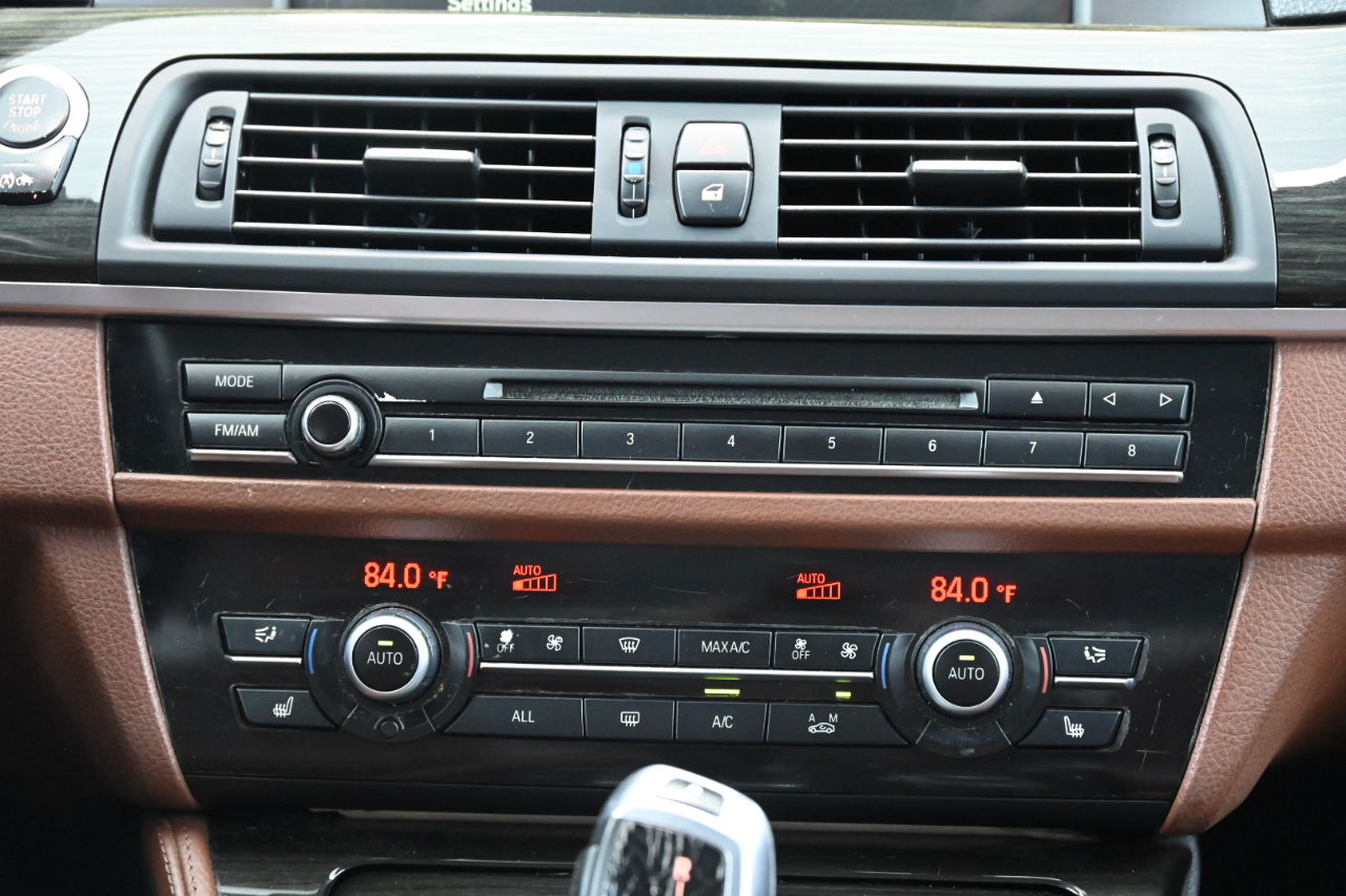 BMW 5-Series 528i xDrive 2013