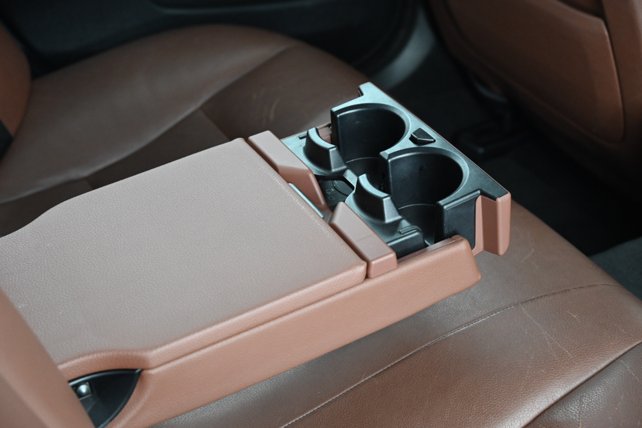 BMW 5-Series 528i xDrive 2013