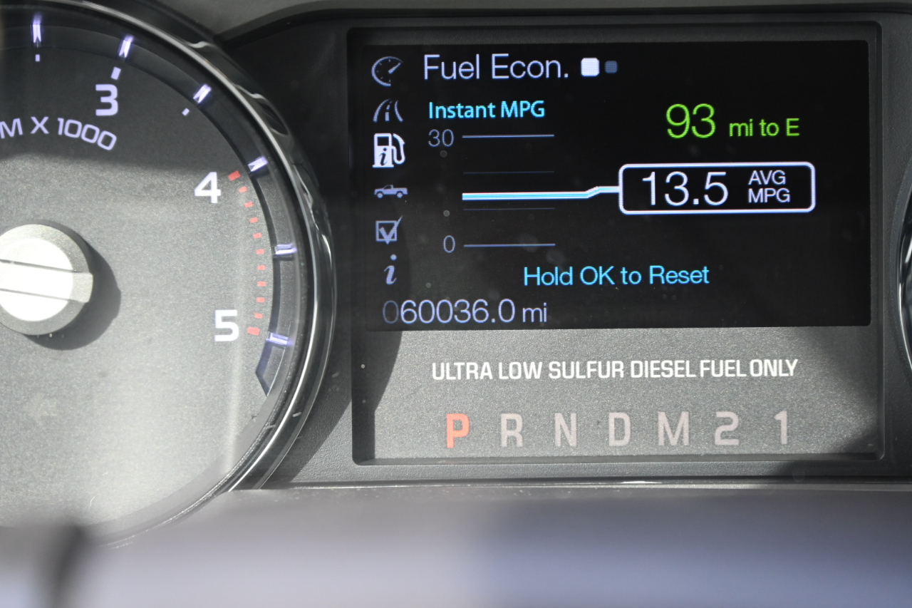 Ford F-350 SD Lariat Crew Cab Long Bed 4WD 2016