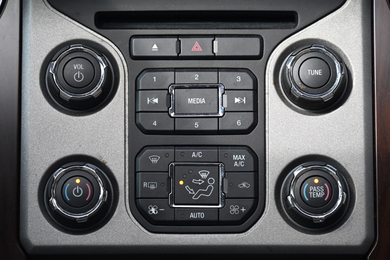 Ford F-350 SD Lariat Crew Cab Long Bed 4WD 2016