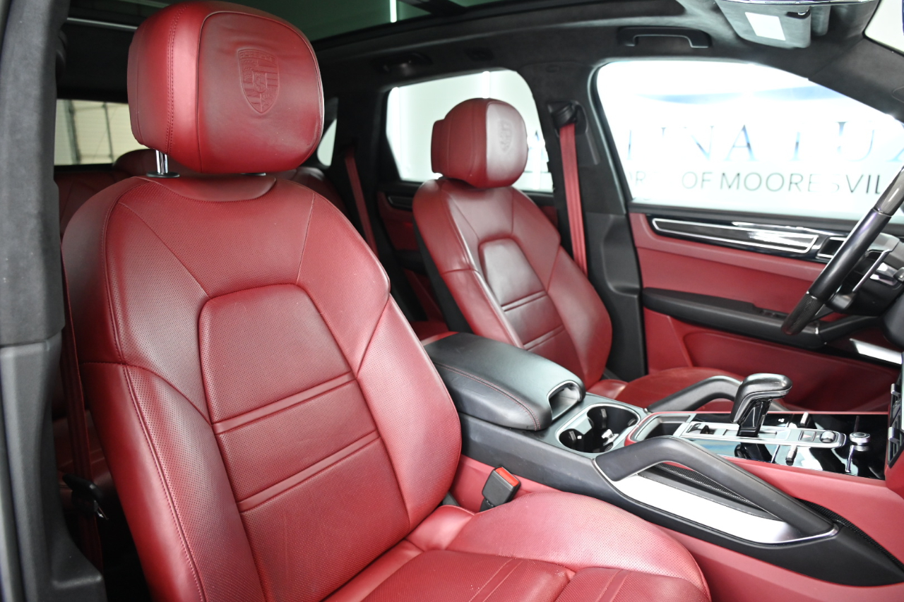 Porsche Cayenne Turbo 2019