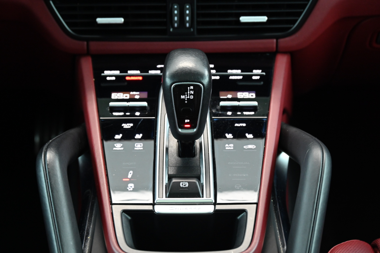 Porsche Cayenne Turbo 2019