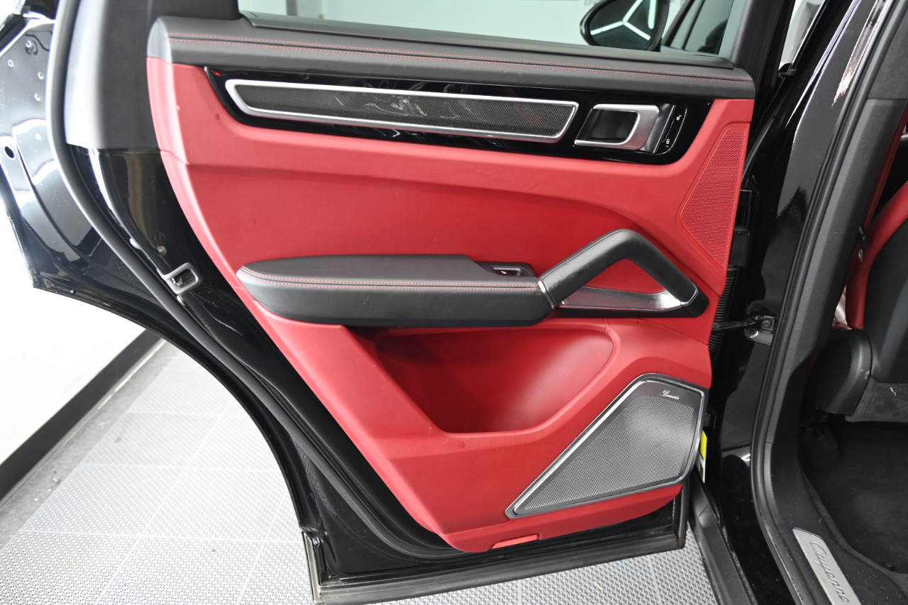 Porsche Cayenne Turbo 2019