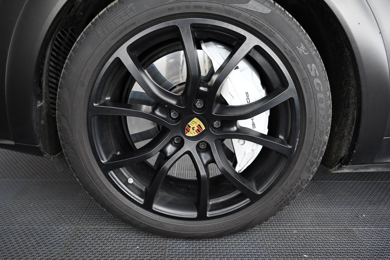 Porsche Cayenne Turbo 2019