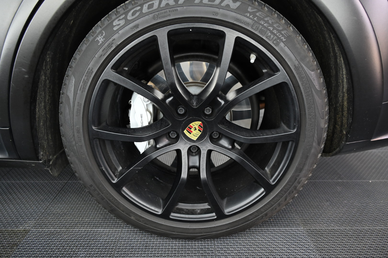 Porsche Cayenne Turbo 2019