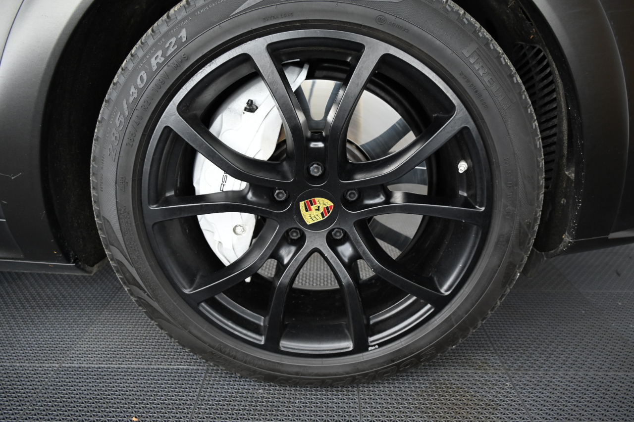 Porsche Cayenne Turbo 2019