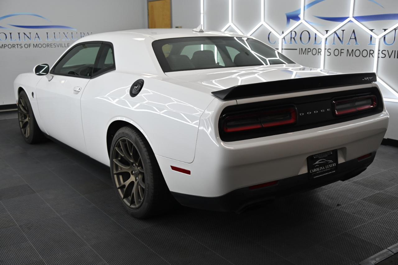 Dodge Challenger SRT Hellcat 2016
