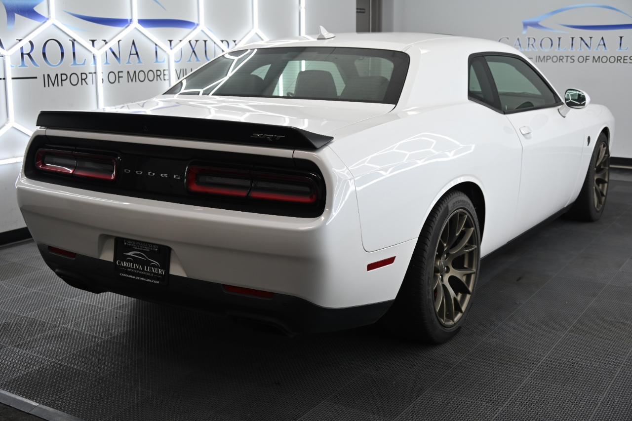 Dodge Challenger SRT Hellcat 2016