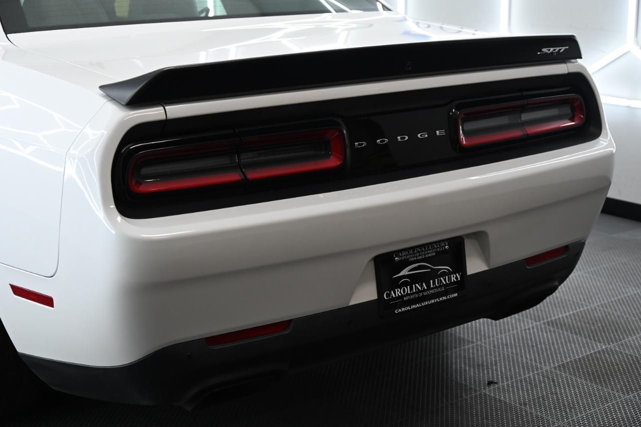 Dodge Challenger SRT Hellcat 2016