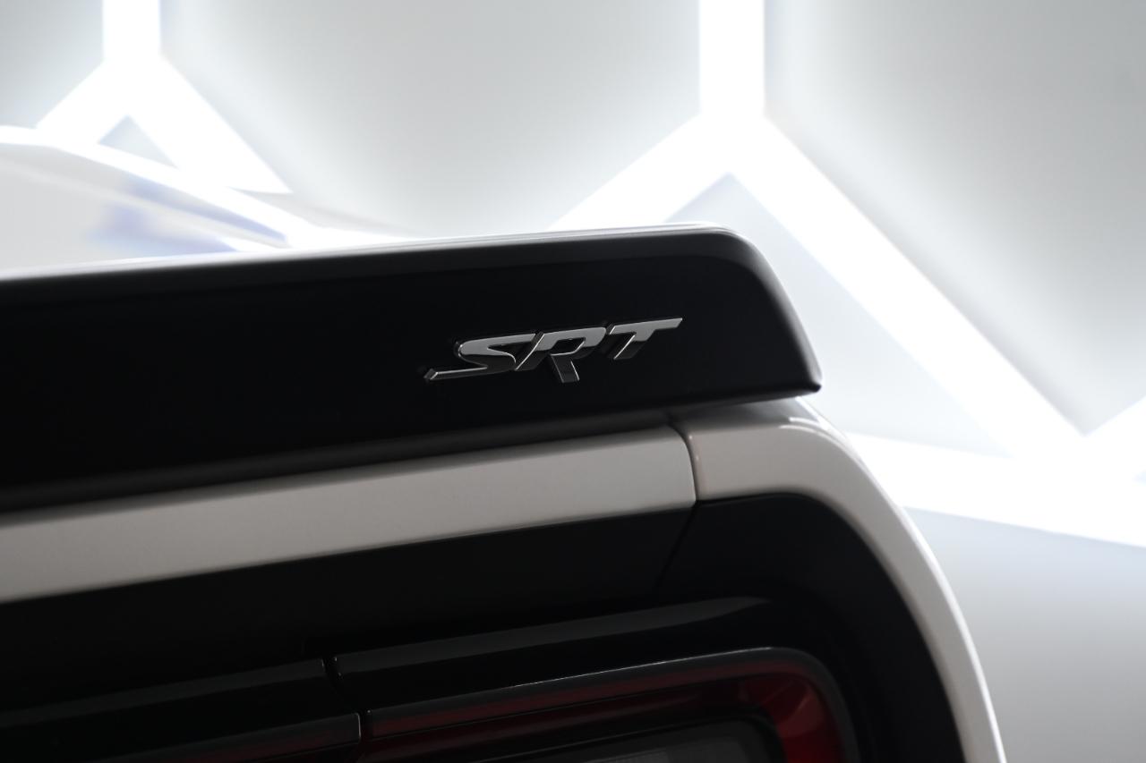 Dodge Challenger SRT Hellcat 2016