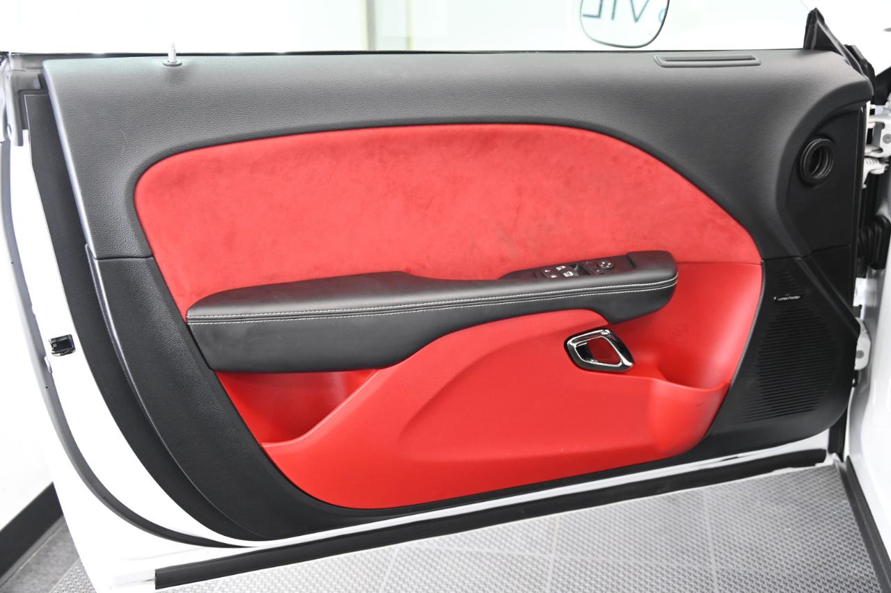 Dodge Challenger SRT Hellcat 2016