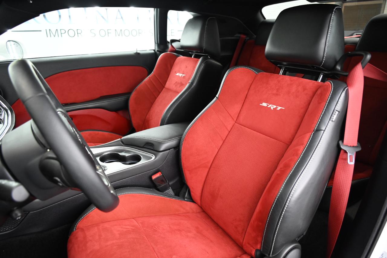 Dodge Challenger SRT Hellcat 2016