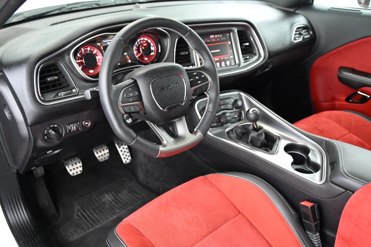 Dodge Challenger SRT Hellcat 2016