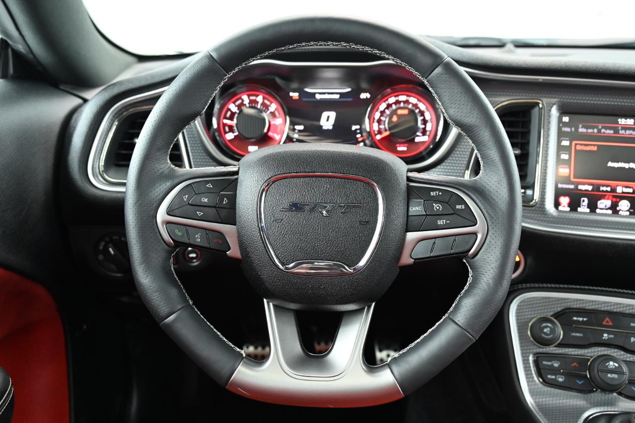 Dodge Challenger SRT Hellcat 2016