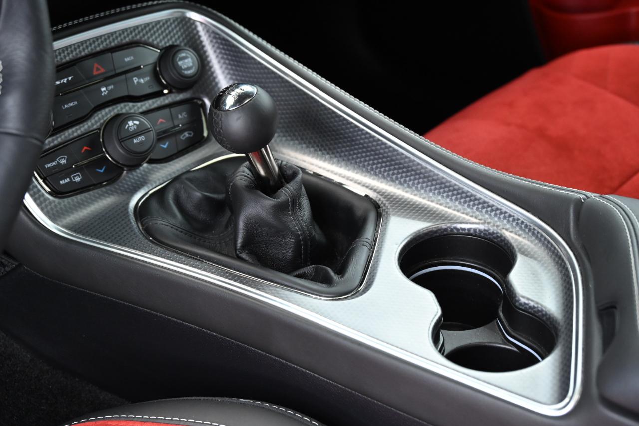 Dodge Challenger SRT Hellcat 2016