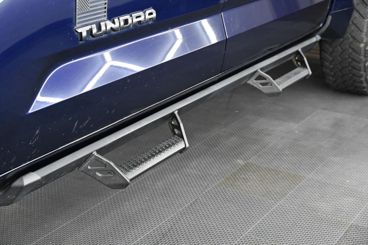 Toyota Tundra SR5 CrewMax 4WD 2022