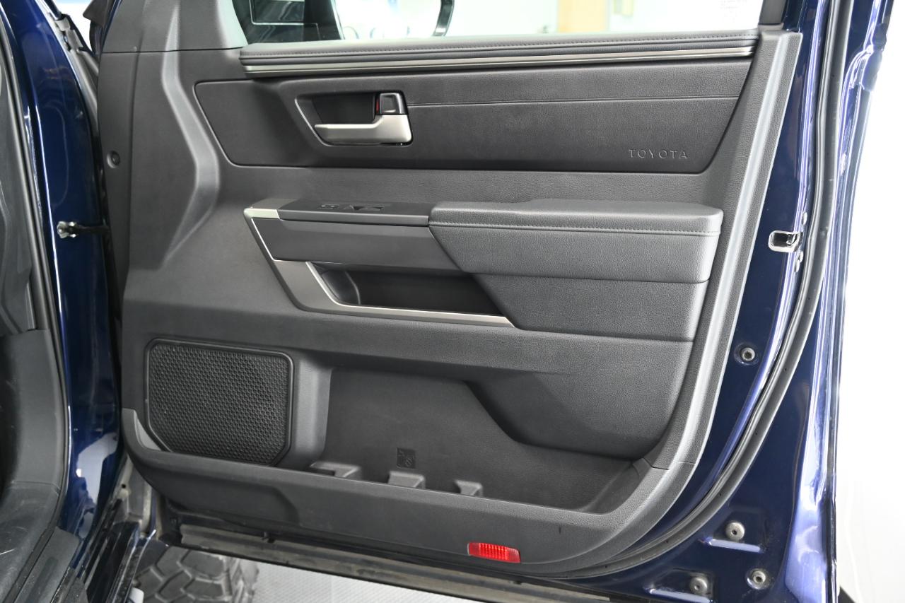 Toyota Tundra SR5 CrewMax 4WD 2022