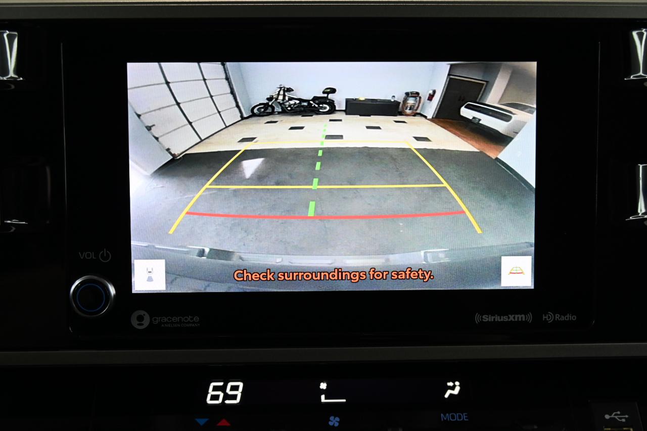 Toyota Tundra SR5 CrewMax 4WD 2022