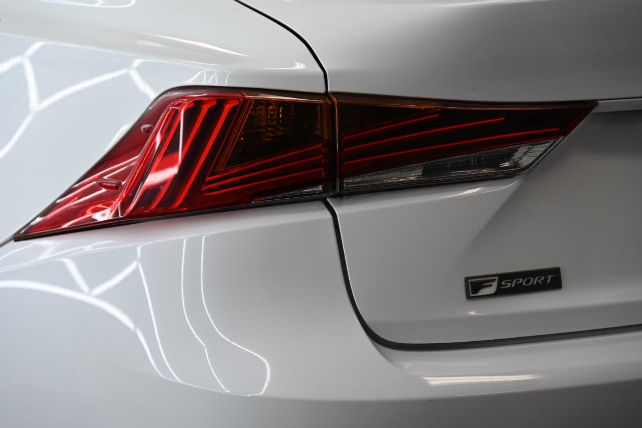 Lexus IS 350  2017