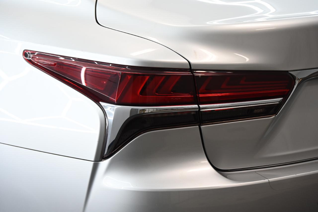 Lexus LS 500 Base 2018