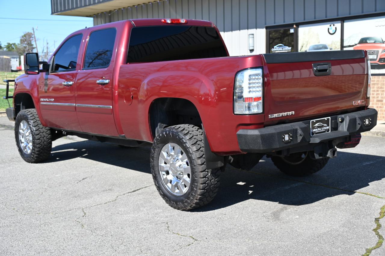 GMC Sierra 2500HD Denali Crew Cab 4WD 2014