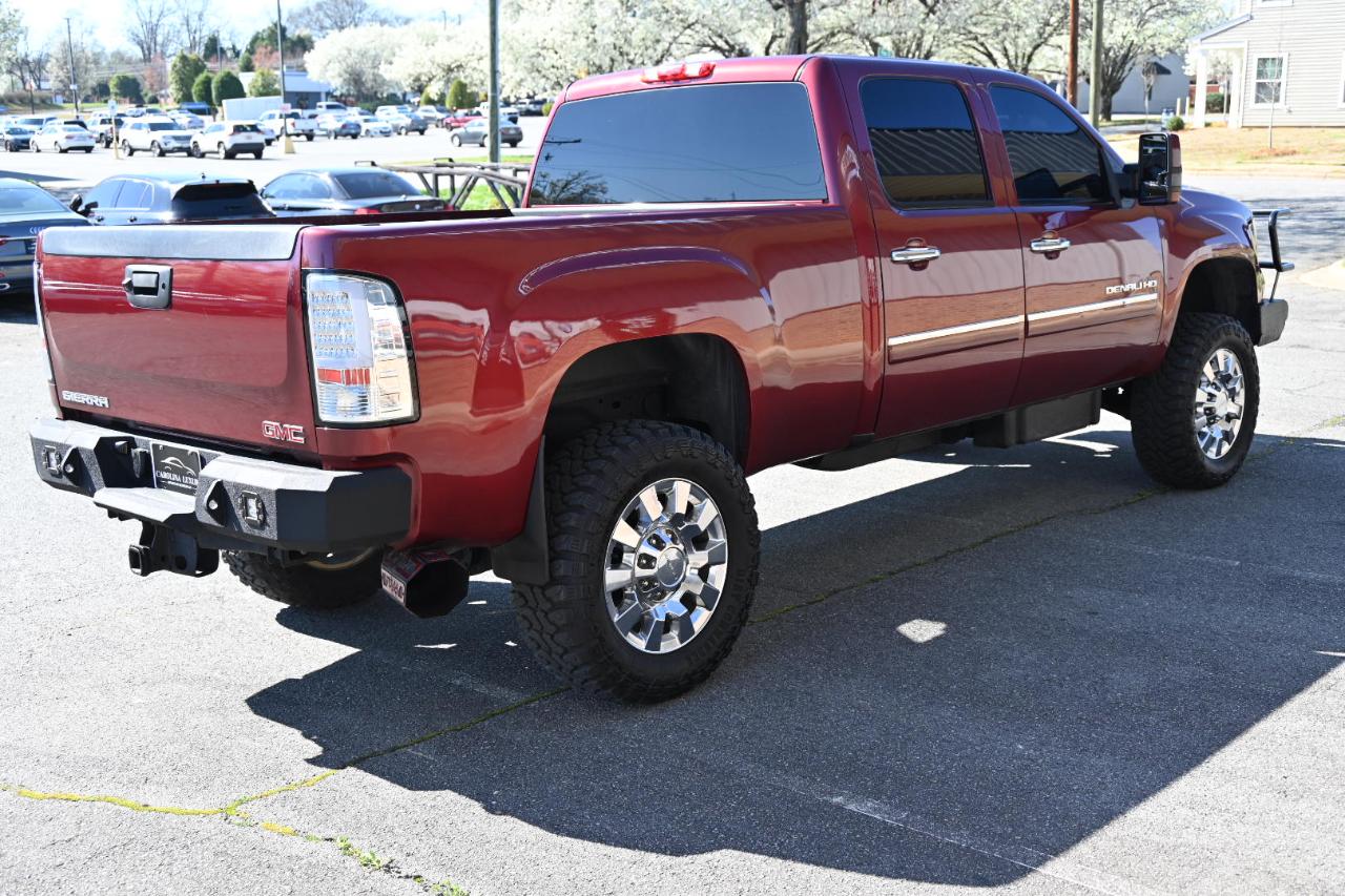 GMC Sierra 2500HD Denali Crew Cab 4WD 2014