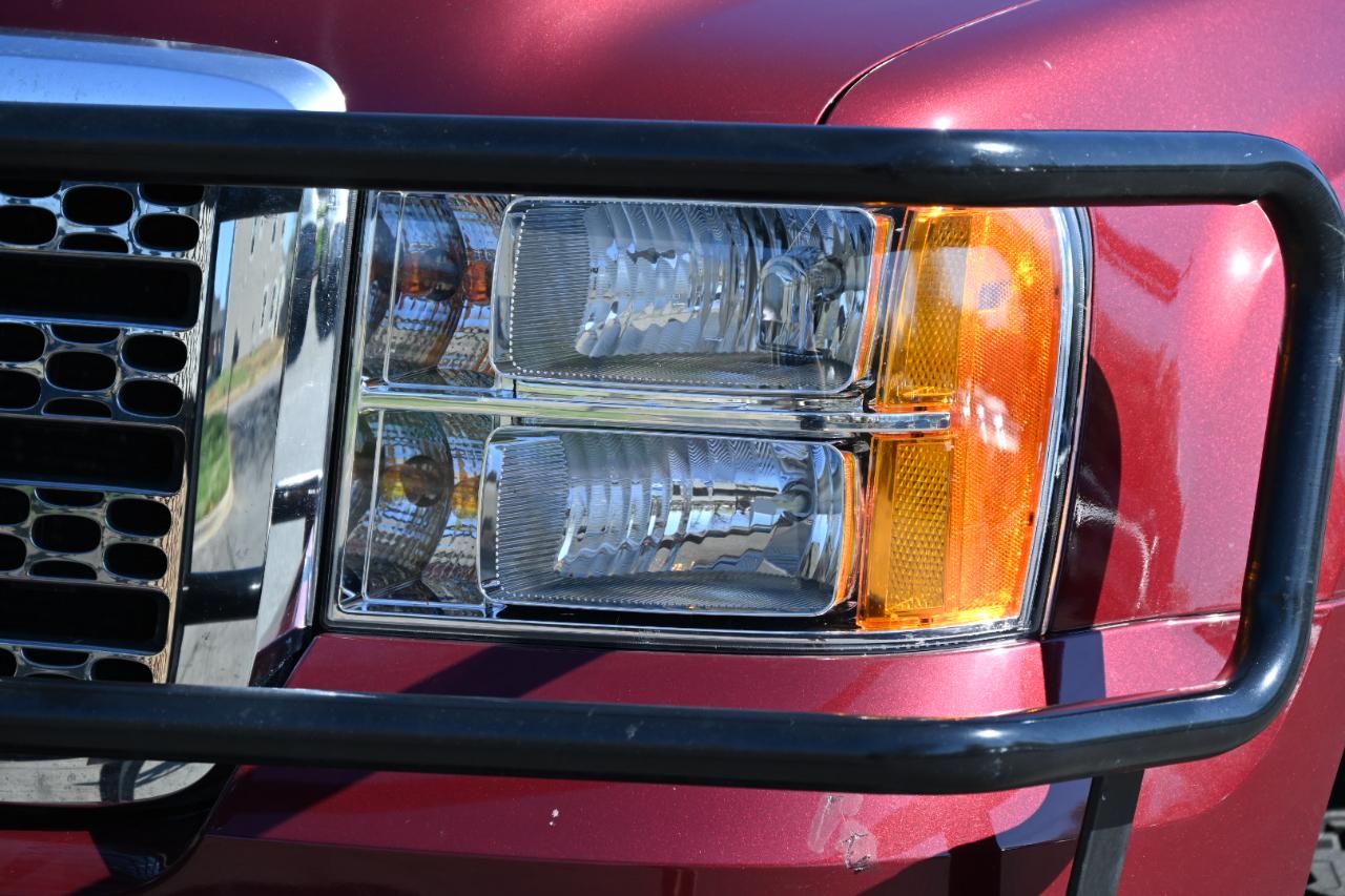 GMC Sierra 2500HD Denali Crew Cab 4WD 2014