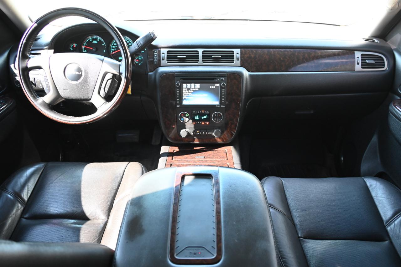 GMC Sierra 2500HD Denali Crew Cab 4WD 2014