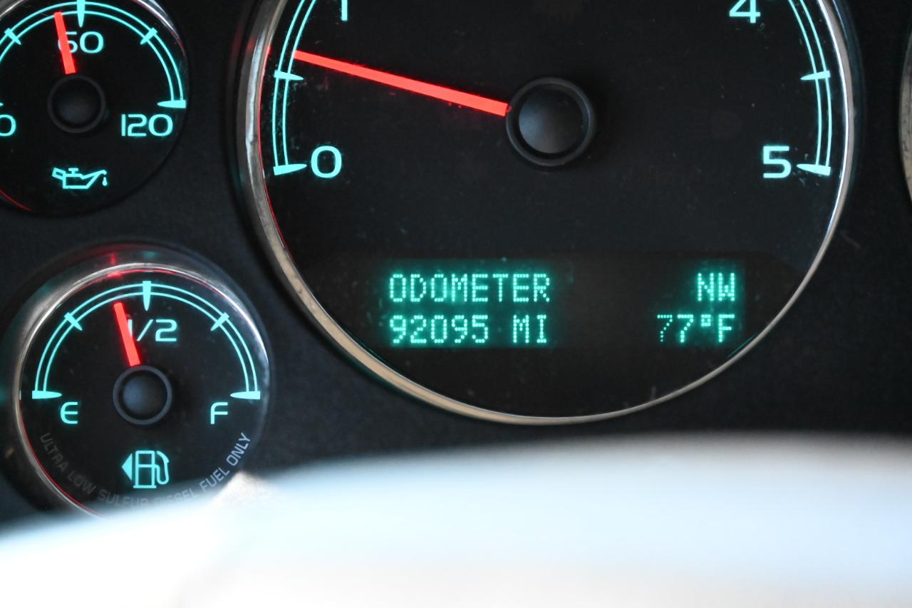 GMC Sierra 2500HD Denali Crew Cab 4WD 2014