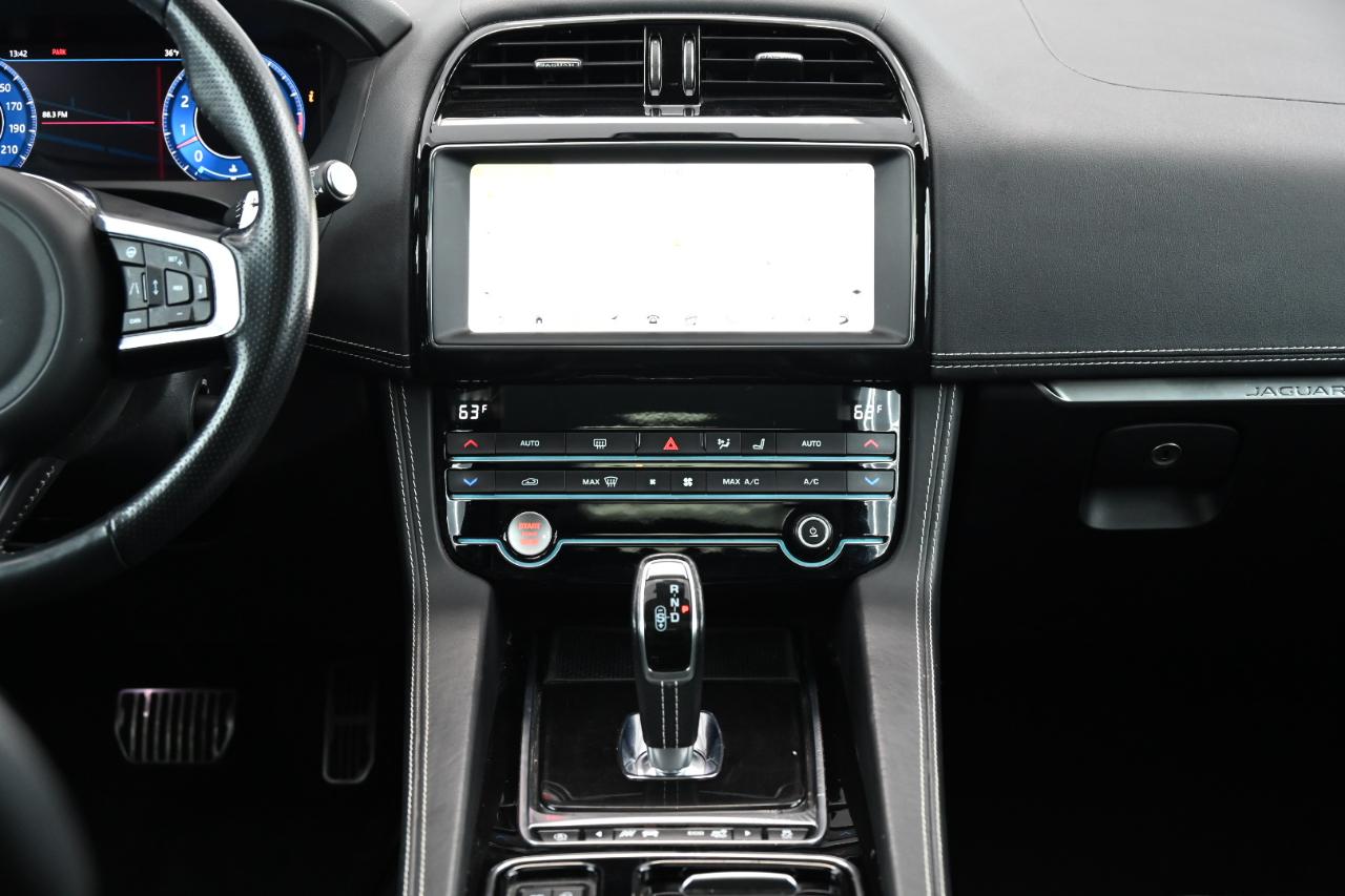 Jaguar F-Pace SVR 2020