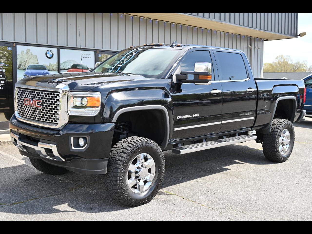 GMC Sierra 2500HD Denali Crew Cab 4WD 2016