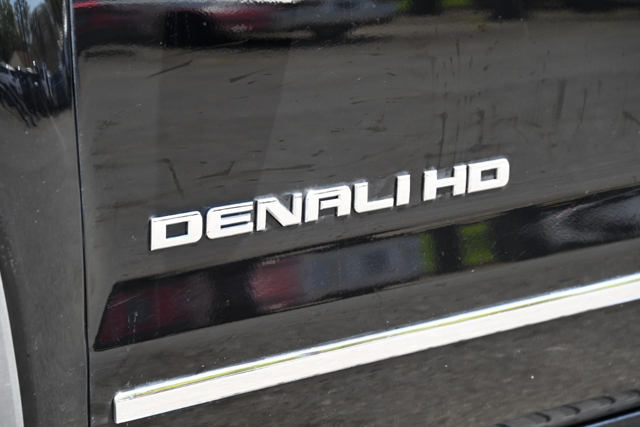 GMC Sierra 2500HD Denali Crew Cab 4WD 2016