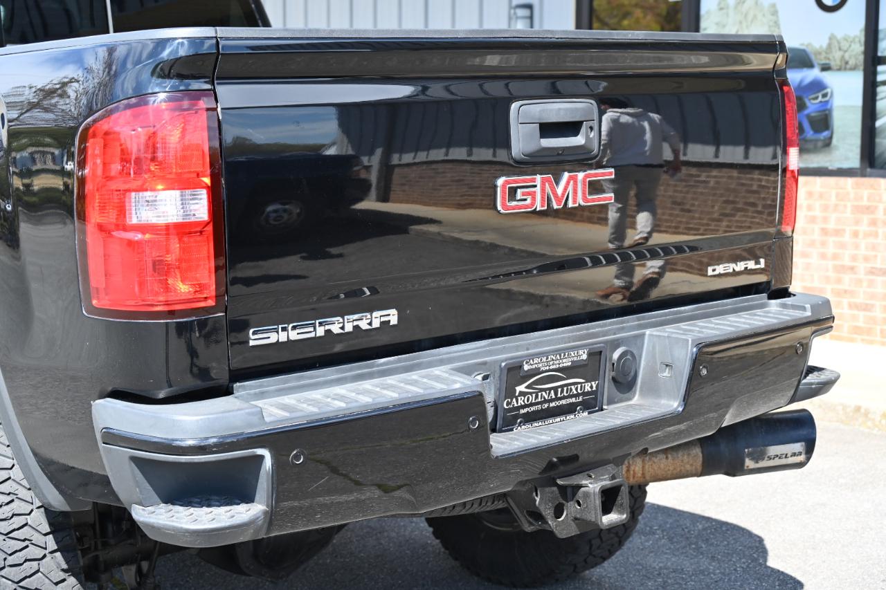 GMC Sierra 2500HD Denali Crew Cab 4WD 2016