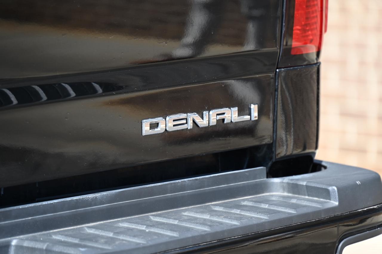 GMC Sierra 2500HD Denali Crew Cab 4WD 2016