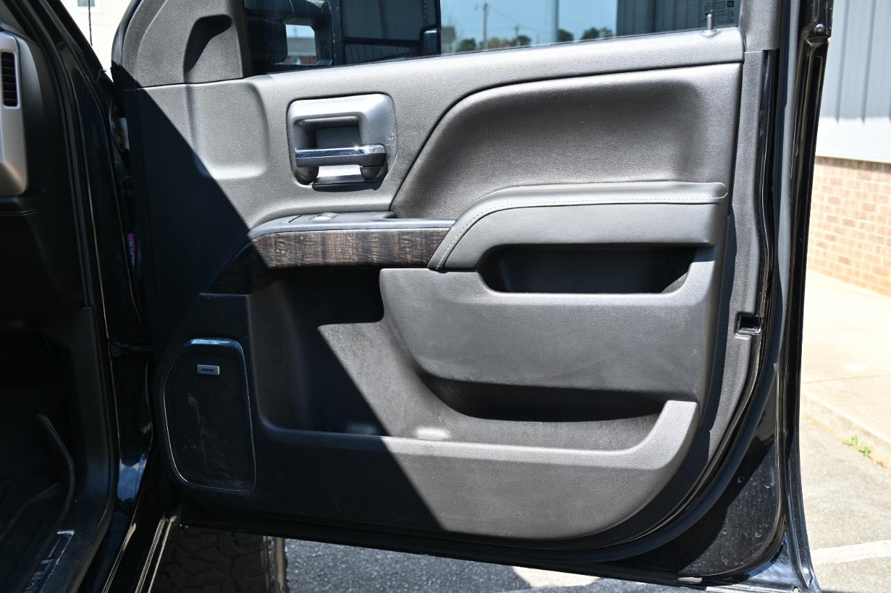 GMC Sierra 2500HD Denali Crew Cab 4WD 2016